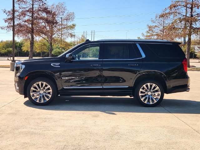 Used 2023 GMC Yukon Denali AWD/4WD image 4