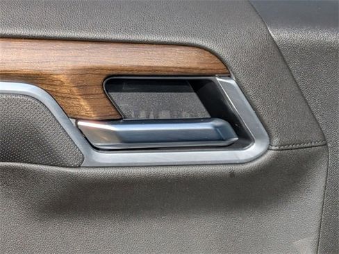 Used 2025 Chevrolet Silverado 1500 High Country w/ High Country Premium Package image 30