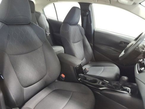 Used 2022 Toyota Corolla LE FWD image 15