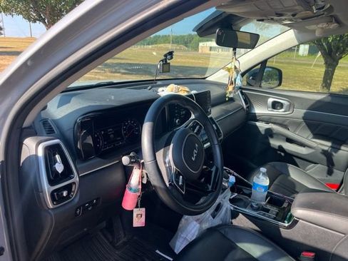 Used 2022 Kia Sorento SX FWD image 12
