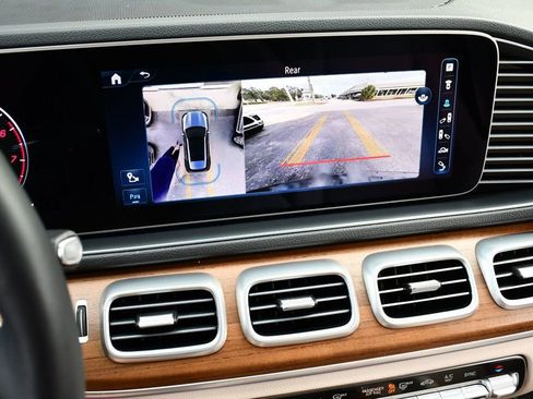 Used 2024 Mercedes-Benz GLE 450 4MATIC image 51