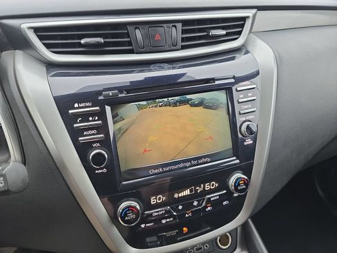 Used 2021 Nissan Murano SV FWD image 23