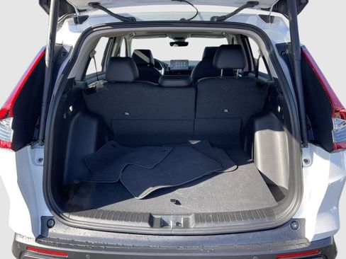 Used 2025 Honda CR-V EX-L image 17