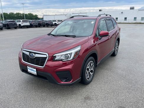 Used 2019 Subaru Forester Premium AWD/4WD image 1
