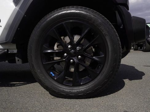 Used 2023 Jeep Wrangler Sport image 10