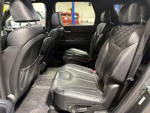 Used 2020 Hyundai Palisade Limited image 16