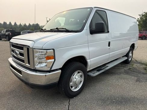 Used 2013 Ford E-250 and Econoline 250 w/ PWR Group RWD image 2