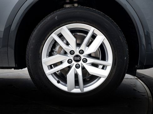 Certified 2023 Audi Q5 2.0T Premium w/ Convenience Package AWD/4WD image 23