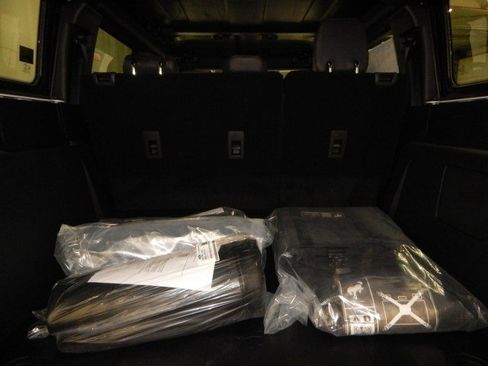 New 2025 Ford Bronco Big Bend w/ Black Diamond Package image 18