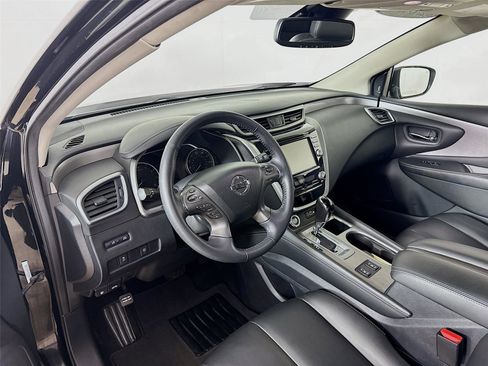 Used 2020 Nissan Murano SV w/ Premium Package image 24