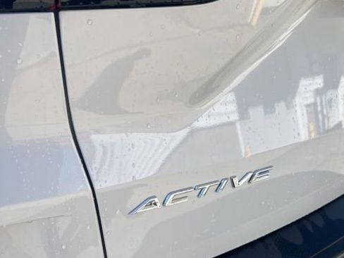 Used 2025 Ford Escape Active w/ Cold Weather Package AWD/4WD image 18