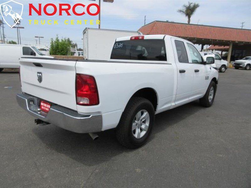 Used 2018 RAM 1500 Tradesman w/ Chrome Appearance Group RWD image 8