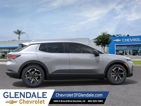 New 2026 Chevrolet Equinox EV LT image 5