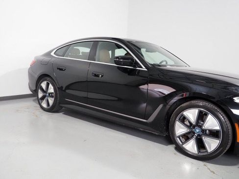 Used 2024 BMW i4 eDrive35 w/ Premium Package RWD image 57