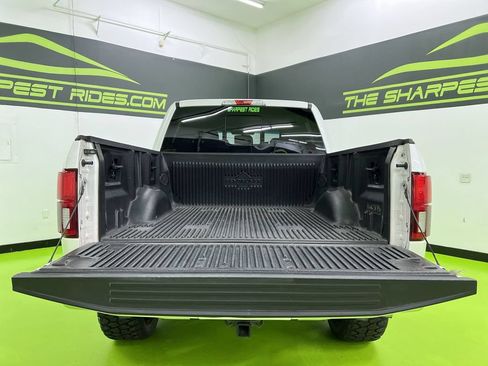 Used 2018 Ford F150 Lariat RWD image 9