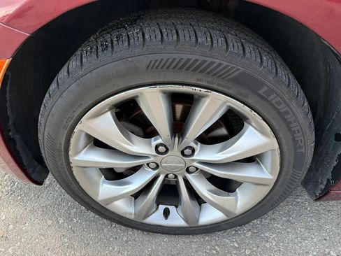 Used 2016 Chrysler 200 S w/ Comfort Group FWD image 9