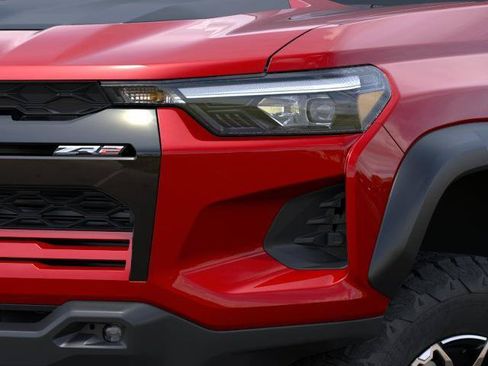 New 2026 Chevrolet Colorado ZR2 w/ Technology Package AWD/4WD image 10