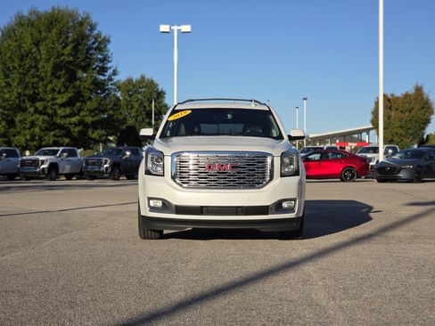 Used 2019 GMC Yukon XL Denali w/ Open Road Package image 2