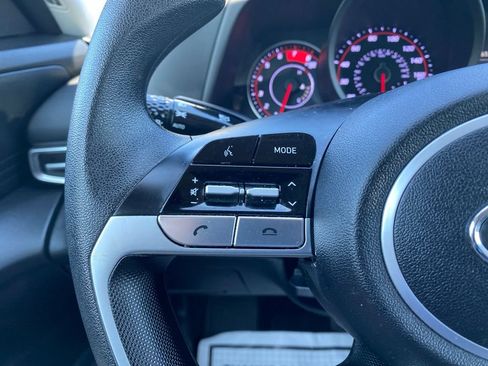 Certified 2023 Hyundai Elantra SEL FWD image 19