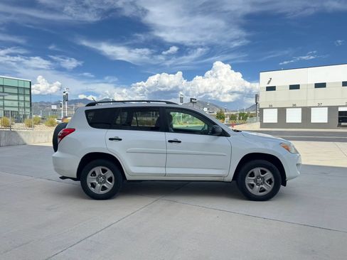 Used 2011 Toyota RAV4 2WD w/ Base L4 Extra Value Pkg image 6