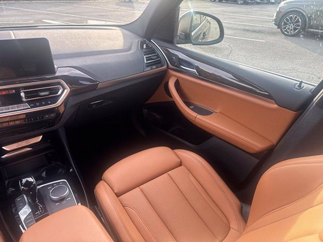 Used 2022 BMW X3 xDrive30i AWD/4WD image 21