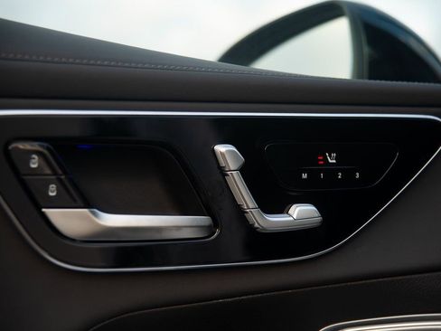 New 2025 Mercedes-Benz GLC 63 AMG S image 21