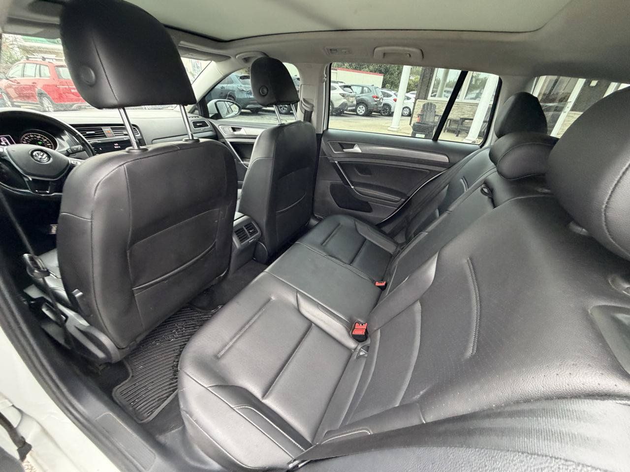Used 2019 Volkswagen Golf S FWD image 11