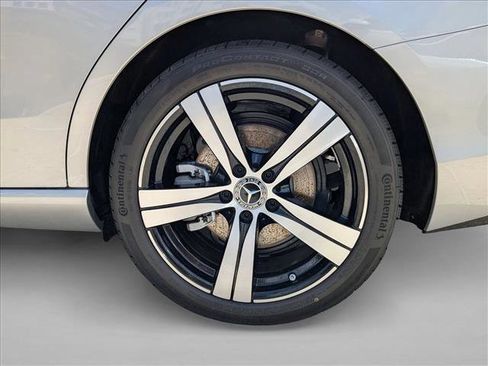 Certified 2025 Mercedes-Benz C 300 Sedan image 15