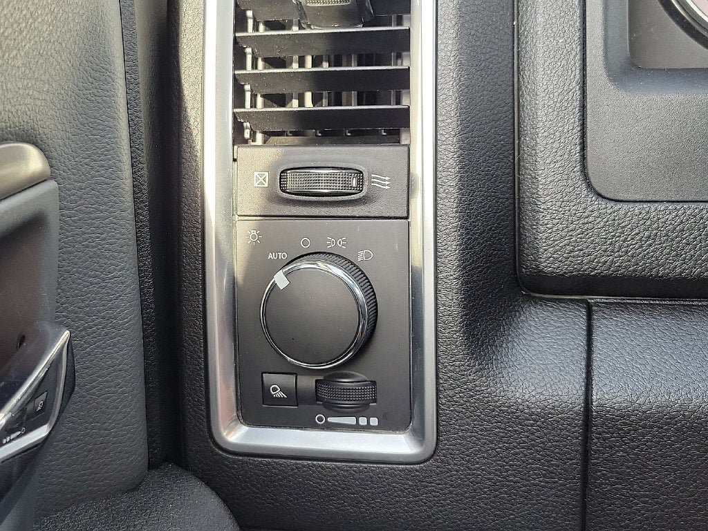Used 2024 RAM 1500 Classic SLT RWD image 14