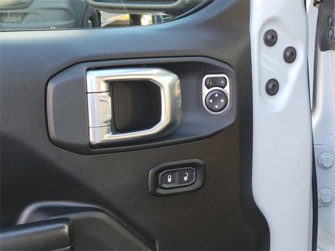 Used 2021 Jeep Gladiator Mojave image 19