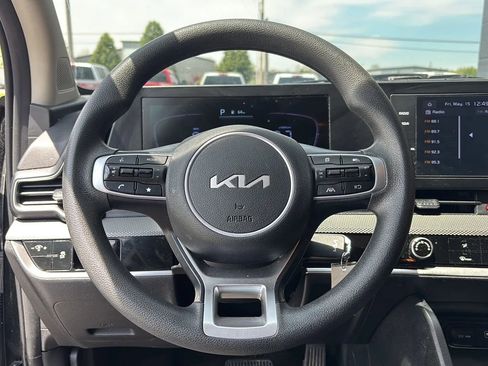 Used 2023 Kia Sportage LX AWD/4WD image 21
