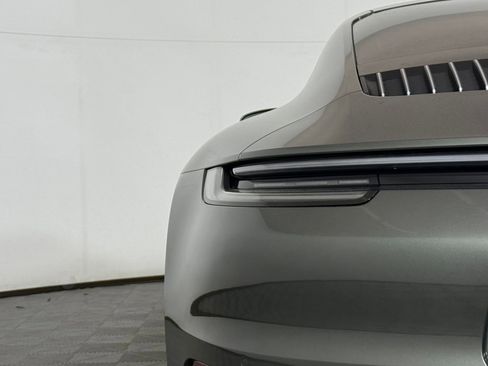 Certified 2021 Porsche 911 Carrera 4S image 37