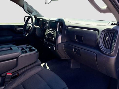 Used 2025 Chevrolet Silverado 1500 Custom Trail Boss w/ Dark Appearance Package image 26