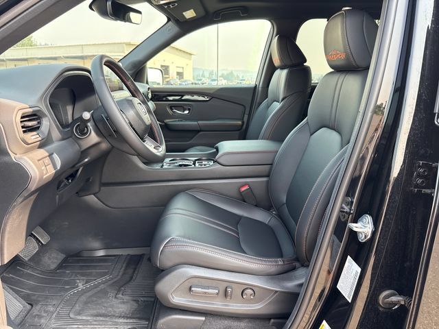 Certified 2026 Honda Pilot TrailSport image 17