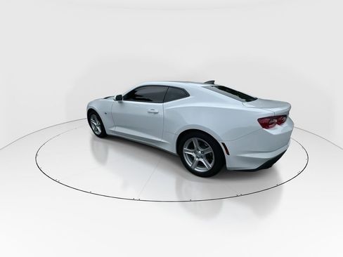 Used 2024 Chevrolet Camaro LT RWD image 6