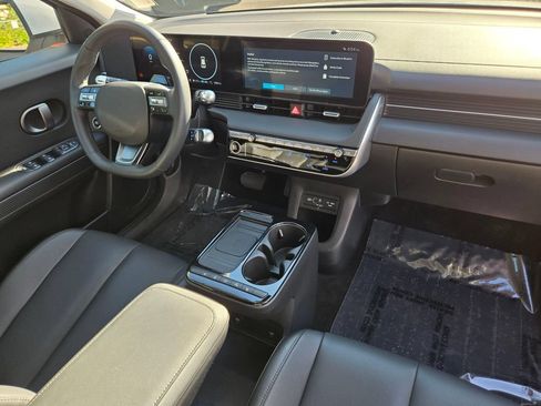 Used 2025 Hyundai Ioniq 5 SEL RWD image 10