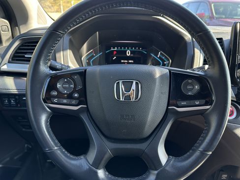 Used 2018 Honda Odyssey Touring image 6