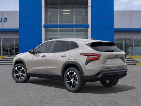 New 2026 Chevrolet Trax RS w/ Sunroof Package image 3