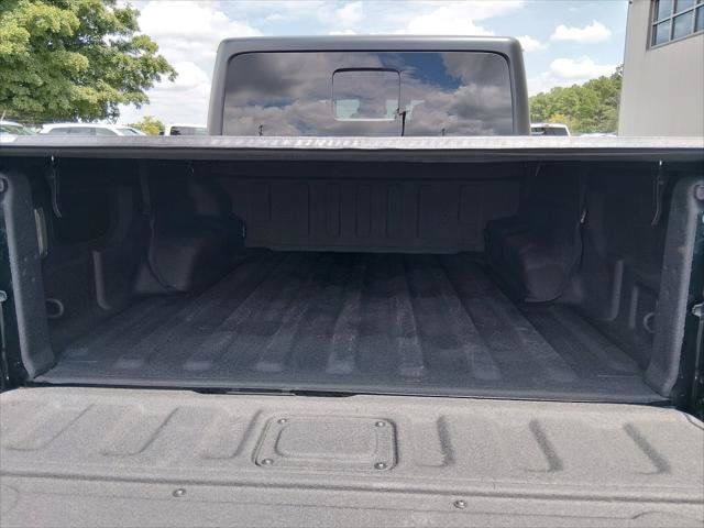 Certified 2025 Jeep Gladiator Sport AWD/4WD image 12