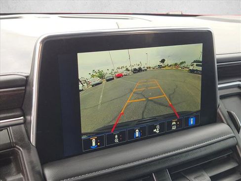 Used 2024 Chevrolet Tahoe Z71 w/ Z71 Off-Road Package AWD/4WD image 17