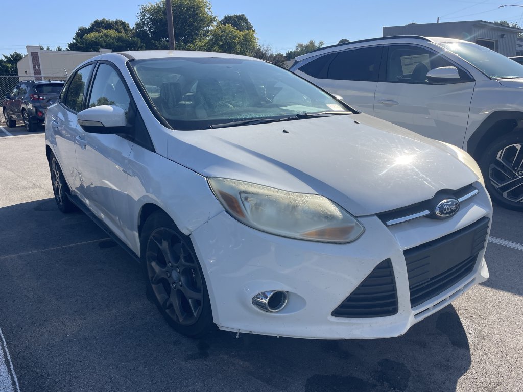 Used 2013 Ford Focus SE FWD image 1