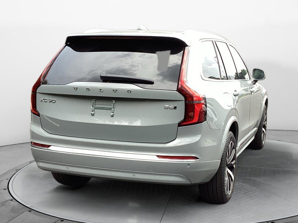 Used 2026 Volvo XC90 B6 Core AWD/4WD image 7