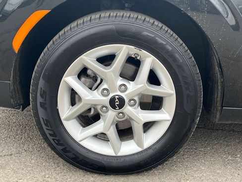 Used 2025 Kia Soul LX w/ LX Technology Package image 27