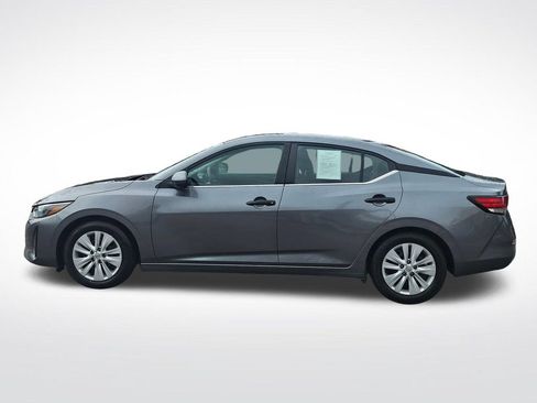 Used 2024 Nissan Sentra S FWD image 19