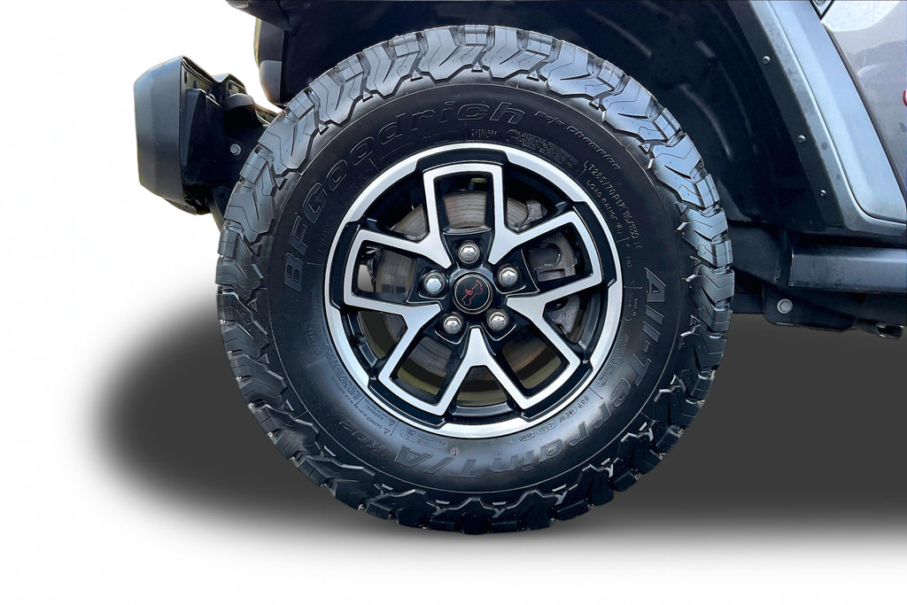 Used 2025 Jeep Wrangler Unlimited Rubicon w/ Convenience Group AWD/4WD image 29