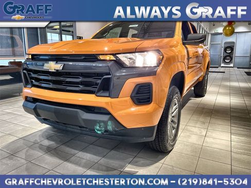 Used 2026 Chevrolet Colorado LT image 1