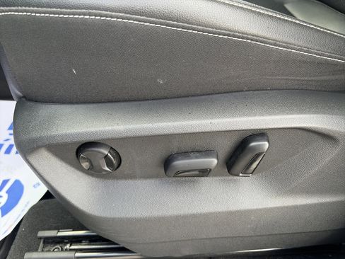 Used 2023 Volkswagen Atlas SE image 27