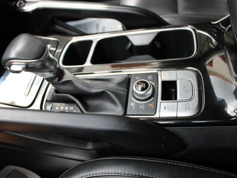 Used 2023 Kia Telluride S AWD/4WD image 39