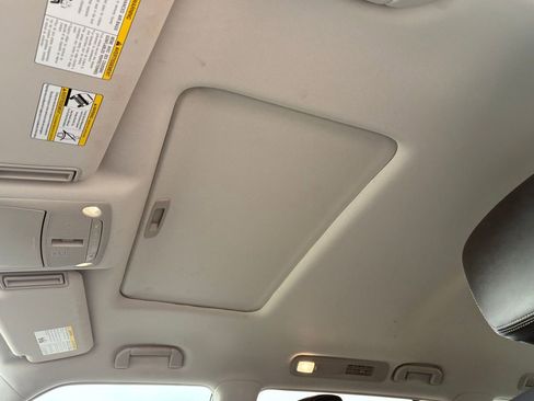 Used 2022 Nissan Armada Platinum w/ Captain's Chairs Package image 36