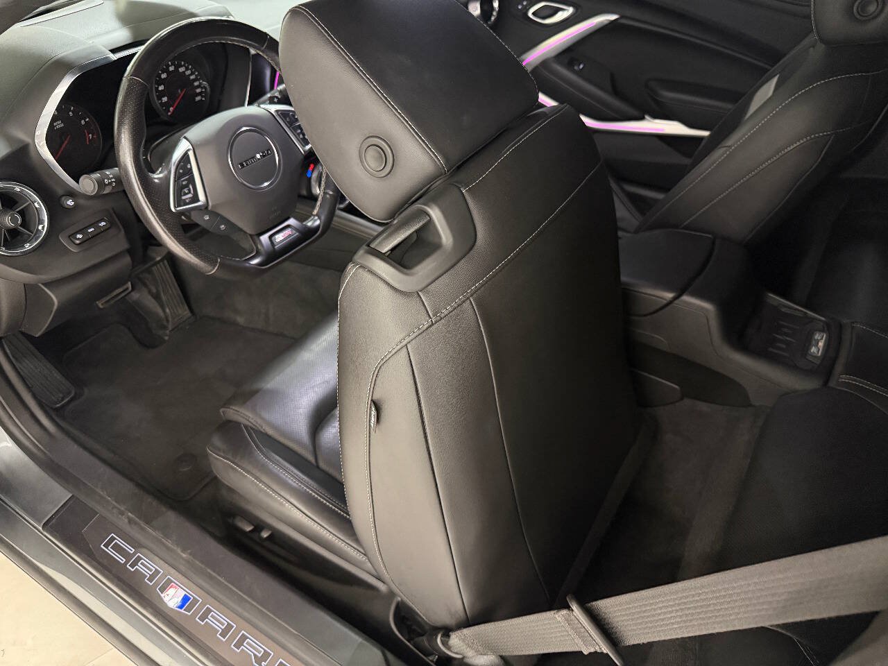 Used 2022 Chevrolet Camaro SS RWD image 38